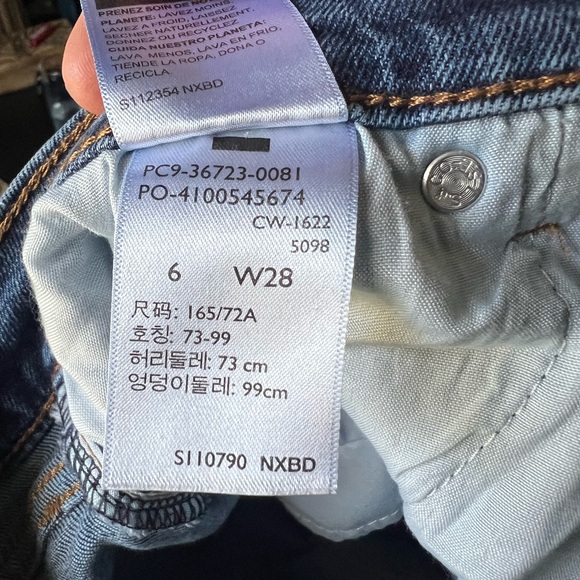 Denizen from Levi Boyfriend Jean - Picture 4 of 5